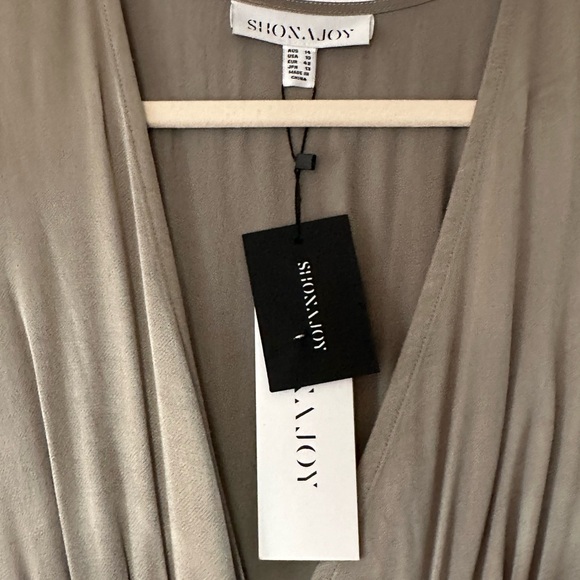 Shona Joy NWT La Lune Frill Cuff Bias Midi Dress in Sage, Size 10 - Picture 5 of 6